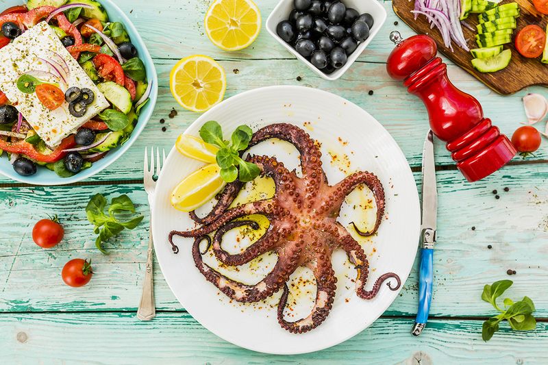 What are the benefits of low-fat and high-protein diets that include octopus